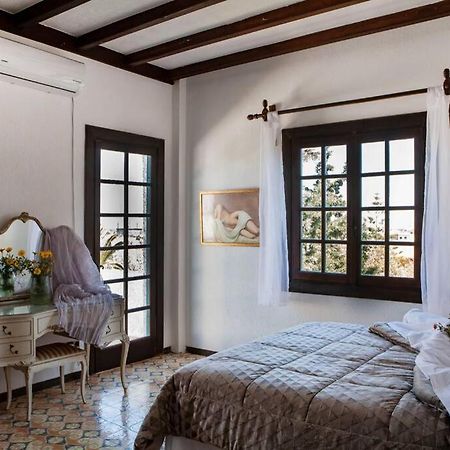 Villa Velissarios: Wonderful Villa Next To Beach Aegina Dış mekan fotoğraf