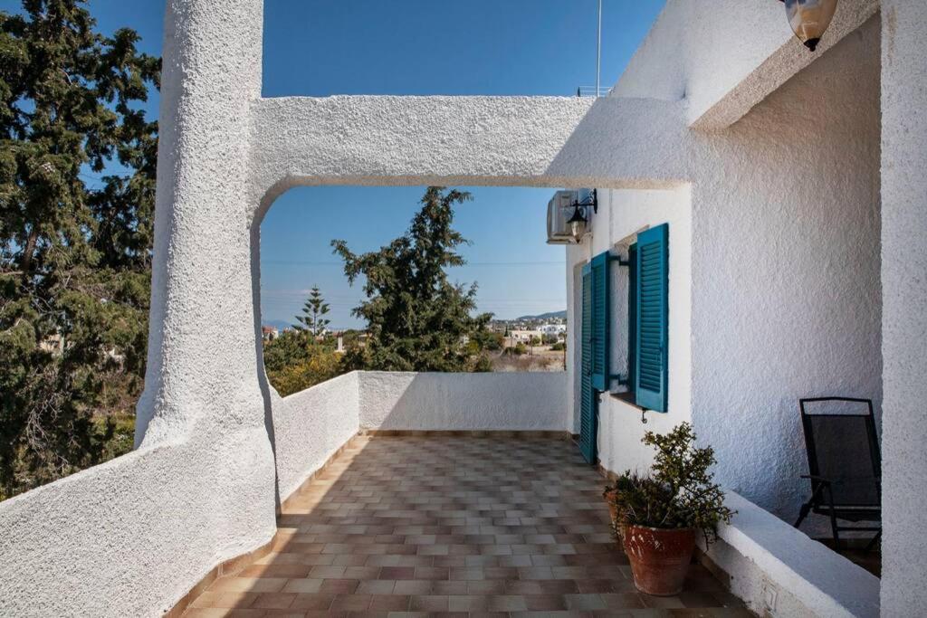 Villa Velissarios: Wonderful Villa Next To Beach Aegina Dış mekan fotoğraf